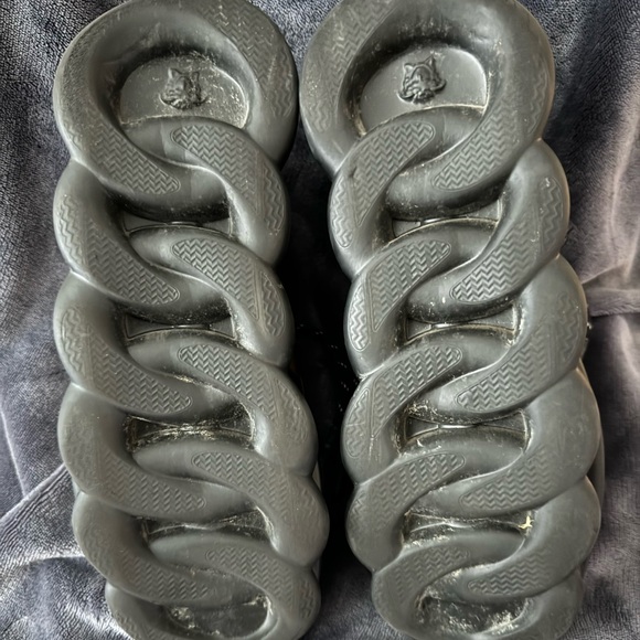 Versace Chain Runners - Picture 3 of 6